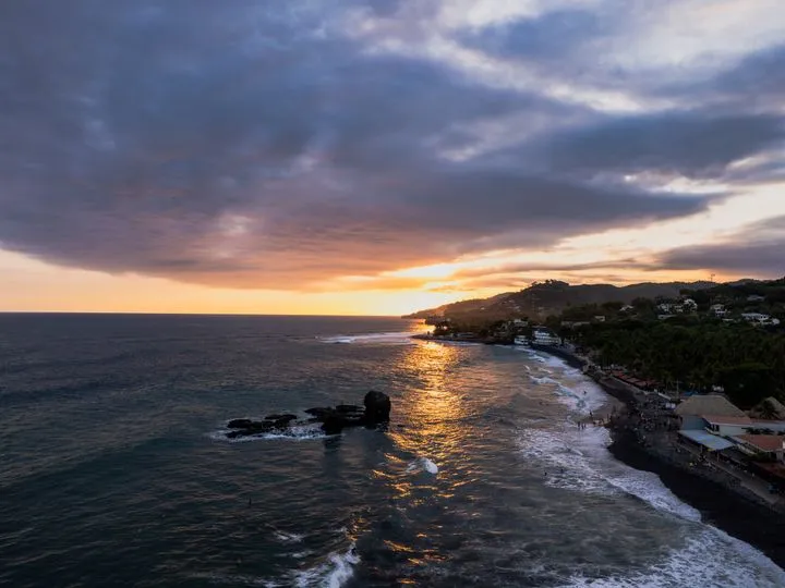 El Salvador